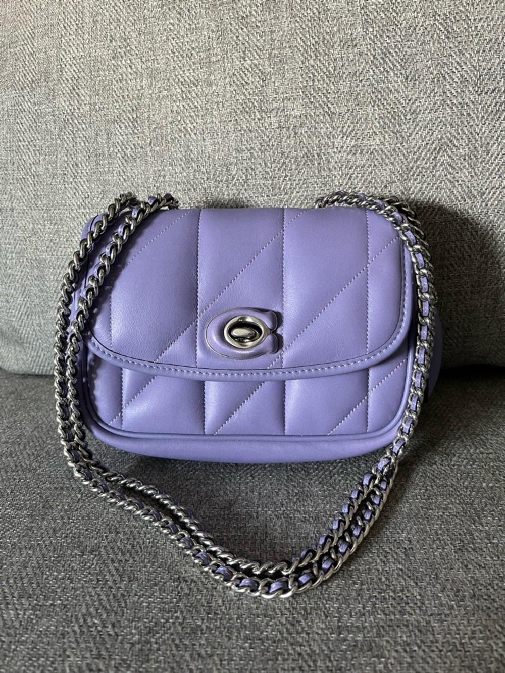 Coach Pillow Madison 18 Light Violet